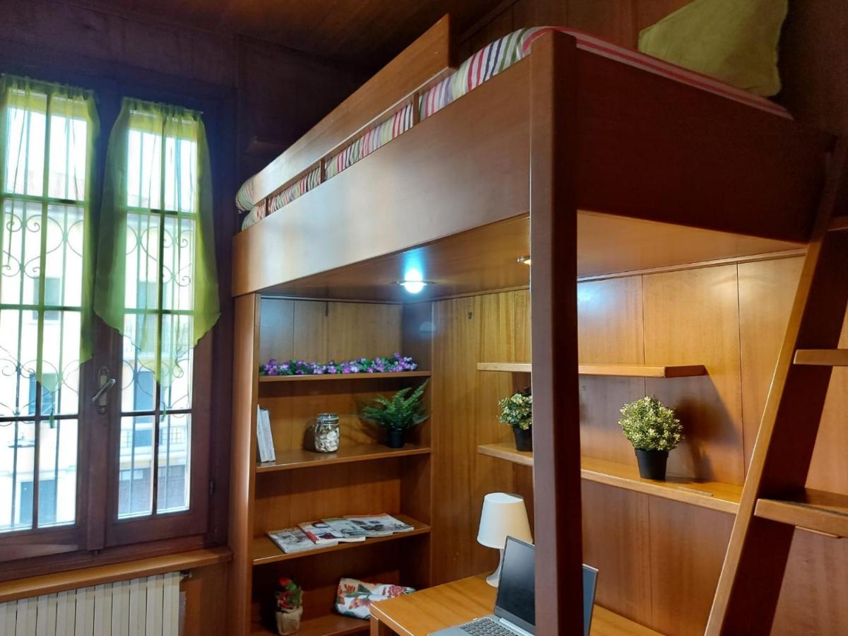 Bnbook-Villa Molinari Milaan Buitenkant foto